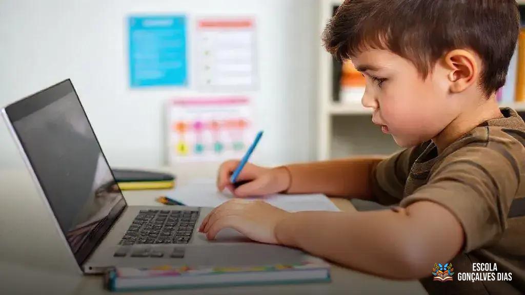 Dicas para manter a motivação mesmo sem supervisão constante Dicas para manter a motivação mesmo sem supervisão constante