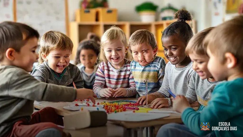 Dinâmicas Rápidas e Engraçadas para Sala de Aula e Grupos