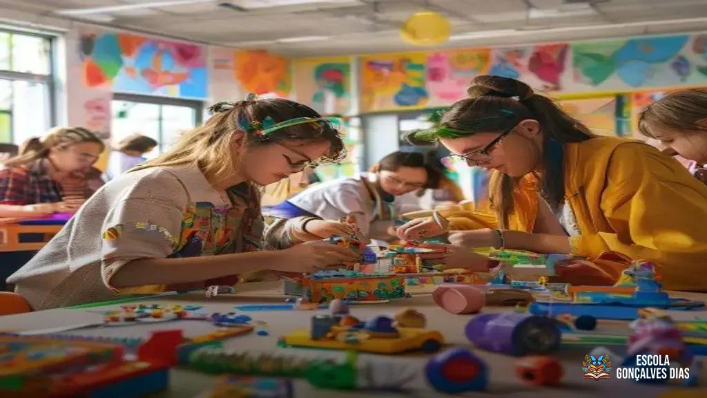  Confecção de brinquedos e objetos com materiais recicláveis em arte e matemática